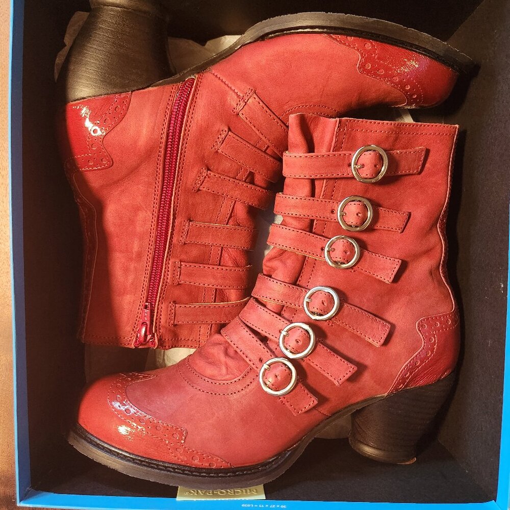 Fluevog East End Woodland leather boots